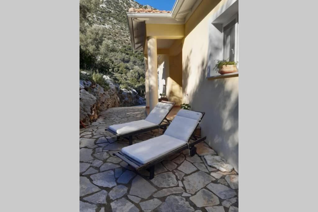 Villa Sunrise With Stunning Views And Private Pool Katokhórion Eksteriør billede